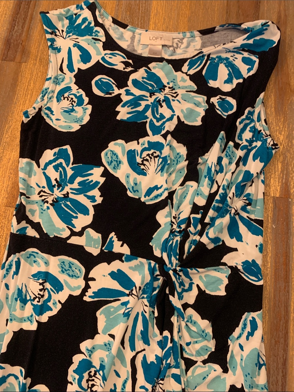 Loft floral sleeveless dress. Size XSP.